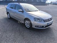 Usado VW Passat Advance 140 CV (102 kW) 2012 Gris / plata Familiar