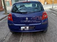 Usado Renault Clio II Dynamique 75 CV (55 kW) 2007 Azul Berlina