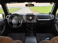 Usado Jeep Wrangler Sahara 200 CV (147 kW) 2011 Negro SUV