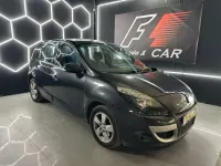 Usado Renault Scenic E-Tech 105 CV (77 kW) 2010 Negro Monovolumen