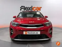 Usado Kia Stonic 100 CV (73 kW) 2022 Granate SUV
