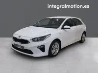 Usado Kia Ceed 120 CV (88 kW) 2021 Blanco Utilitario
