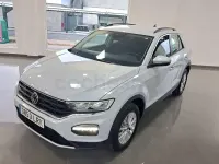 Usado VW T-Roc Advance 115 CV (84 kW) 2021 Violeta / lila SUV
