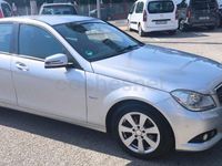 Usado Mercedes C200 136 CV (100 kW) 2012 Gris / plata Berlina