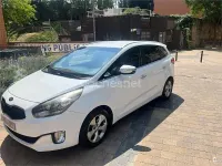 Usado Kia Carens 135 CV (99 kW) 2014 Blanco Monovolumen
