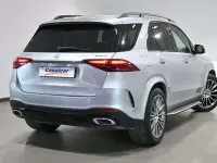 Usado Mercedes E220 197 CV (144 kW) 2024 Gris Familiar