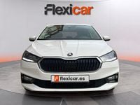 Usado Skoda Fabia Selection 95 CV (69 kW) 2024 Blanco Utilitario