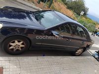Usado Mercedes C220 Elegance 143 CV (105 kW) 2002 Azul Berlina