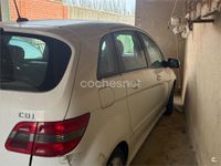 Usado Mercedes B180 109 CV (80 kW) 2007 Blanco Monovolumen