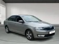 Usado Skoda Rapid Active 90 CV (66 kW) 2017 Marrón Utilitario