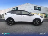 Usado Peugeot 2008 Allure 100 CV (73 kW) 2019 Blanco SUV