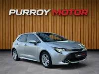 Usado Toyota Corolla Style 122 CV (89 kW) 2022 Gris / plata Berlina