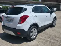 Usado Opel Mokka Selective 136 CV (100 kW) 2016 Blanco SUV