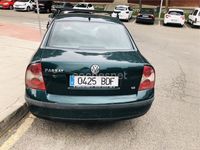 Usado VW Passat Comfortline 150 CV (110 kW) 2000 Verde Familiar