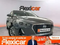 Usado Hyundai i30 GO! 120 CV (88 kW) 2018 Gris Familiar