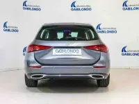 Usado Mercedes C200 204 CV (150 kW) 2022 Gris / plata Familiar