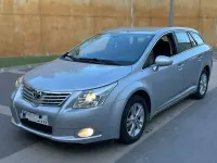 Usado Toyota Avensis Advance 126 CV (92 kW) 2010 Gris Berlina