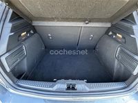 Usado Ford Focus ST-Line 120 CV (88 kW) 2018 Gris / plata Berlina