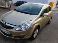 Usado Opel Corsa Enjoy 80 CV (58 kW) 2009 Beige Utilitario