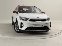 Usado Kia Stonic 84 CV (61 kW) 2018 Blanco SUV