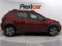 Usado Dacia Sandero Essentiel 90 CV (66 kW) 2019 Burdeos Utilitario