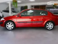 Usado Renault Mégane II Dynamique 105 CV (77 kW) 2007 Granate Berlina