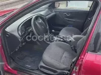Usado Ford Mondeo Ambiente 115 CV (84 kW) 2000 Rojo Berlina