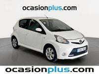 Usado Toyota Aygo Live 68 CV (50 kW) 2012 Blanco Utilitario