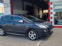 Usado Peugeot 3008 Style 115 CV (84 kW) 2013 Azul Familiar