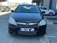 Usado Opel Astra Sport 110 CV (80 kW) 2010 Negro Berlina