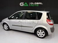 Usado Renault Scénic II Dynamique 100 CV (73 kW) 2005 Gris / plata Monovolumen