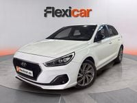 Usado Hyundai i30 GO! 120 CV (88 kW) 2018 Blanco Berlina