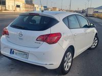 Usado Opel Astra Selective 110 CV (80 kW) 2015 Blanco Berlina