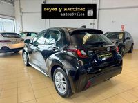 Usado Toyota Yaris Business Edition 116 CV (85 kW) 2021 Negro Utilitario