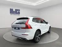 Usado Volvo XC60 R-Design 350 CV (257 kW) 2021 Blanco SUV