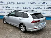 Usado VW Golf VIII Life 110 CV (80 kW) 2021 Plateado Familiar