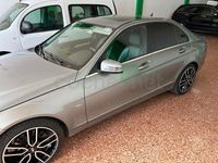 Usado Mercedes C200 Avantgarde 136 CV (100 kW) 2011 Gris / plata Berlina