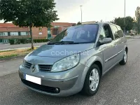 Usado Renault Grand Scénic II Expression 120 CV (88 kW) 2005 Gris / plata Monovolumen