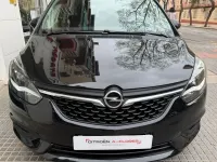 Usado Opel Zafira Excellence 134 HP (98 kW) 2017 Preto Monovolume