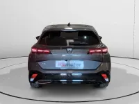 Usado Peugeot 308 SW Allure 130 CV (95 kW) 2023 Gris / plata Familiar