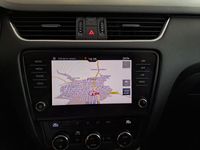 Usado Skoda Octavia 120 CV (88 kW) 2019 Gris plata Familiar