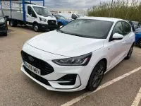 Usado Ford Focus ST-Line 125 CV (91 kW) 2022 Blanco Berlina