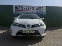 Usado Toyota Auris Hybrid Active 136 CV (100 kW) 2015 Blanco Familiar