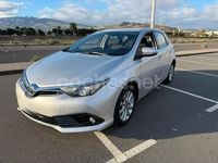 Usado Toyota Auris Active 116 CV (85 kW) 2017 Gris / plata Berlina