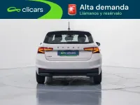 Usado Skoda Fabia Ambition 95 CV (69 kW) 2023 Blanco Utilitario