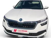 Usado Skoda Kamiq Ambition 110 CV (80 kW) 2021 Blanco SUV
