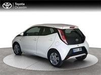 Usado Toyota Aygo X-play 69 CV (50 kW) 2016 Utilitario