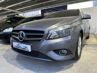 Usado Mercedes A180 AMG line 122 CV (89 kW) 2013 Plateado Utilitario