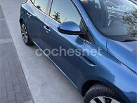 Usado Renault Mégane IV Zen 110 CV (80 kW) 2017 Azul Berlina