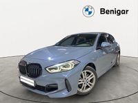 Usado BMW 118 Comfort Edition 150 CV (110 kW) 2023 Gris Utilitario